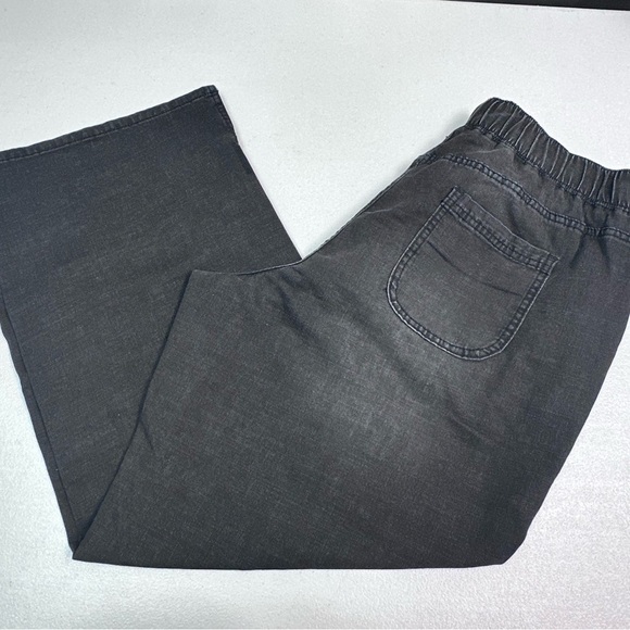 LOGO by Lori Goldstein Black Track Pants with Relaxed Fit - Picture 3 of 9